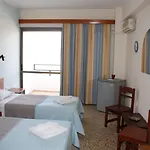 Aqua Terra Hotel
