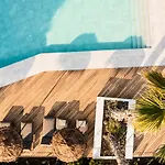 Aqua Terra 4*
