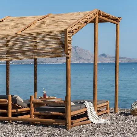 Aqua Terra Hotel