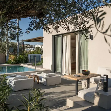 Aqua Terra 4*