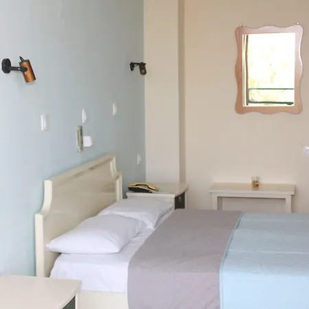 Aqua Terra Ξενοδοχείο 4*