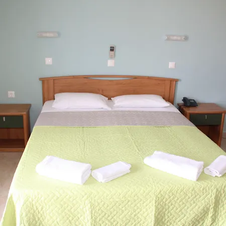 Aqua Terra Ξενοδοχείο 4*