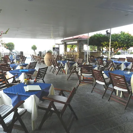 Aqua Terra 4*
